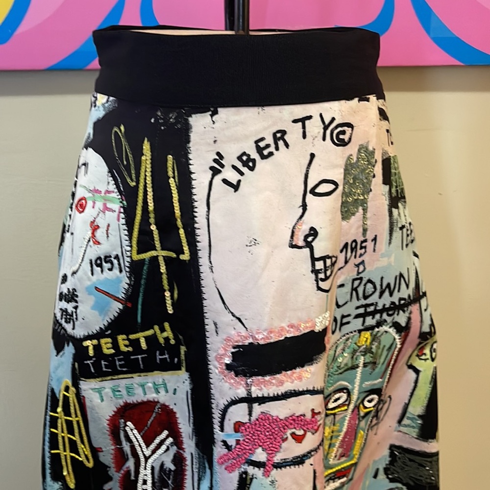 Alice + Olivia Basquiat Beaded Limited Edition Maxi Skirt - Picture 3 of 11